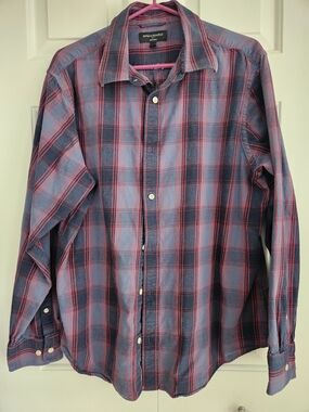Banana Republic Plaid Blue/Red Long-Sleeve Button-Down Shirt, XL.